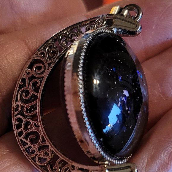 Necklace Pendant - Picture 16 of 17